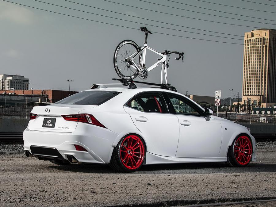  Lexus IS250 AWD by Gordon Ting 2013 года  (фото 3 из 3)